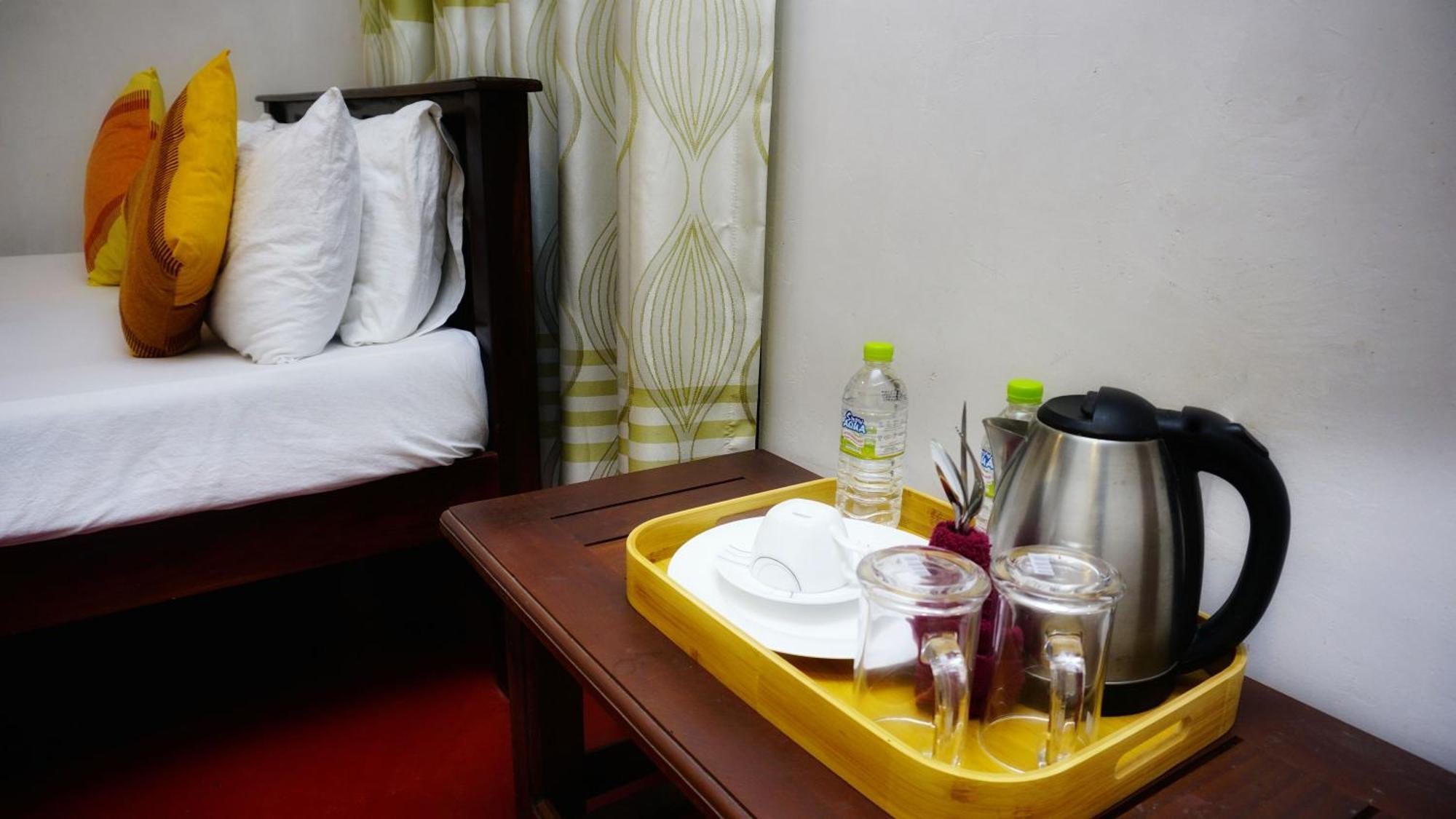 Lake Island Home Stay Dambulla Bagian luar foto
