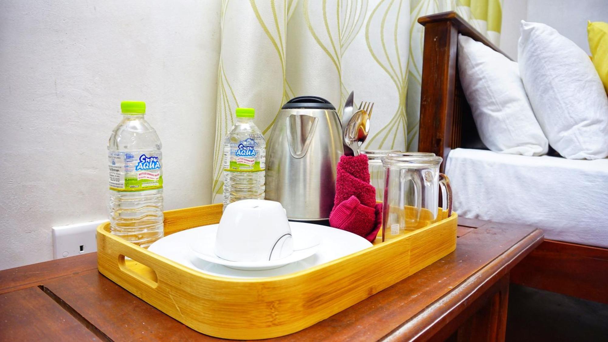 Lake Island Home Stay Dambulla Bagian luar foto