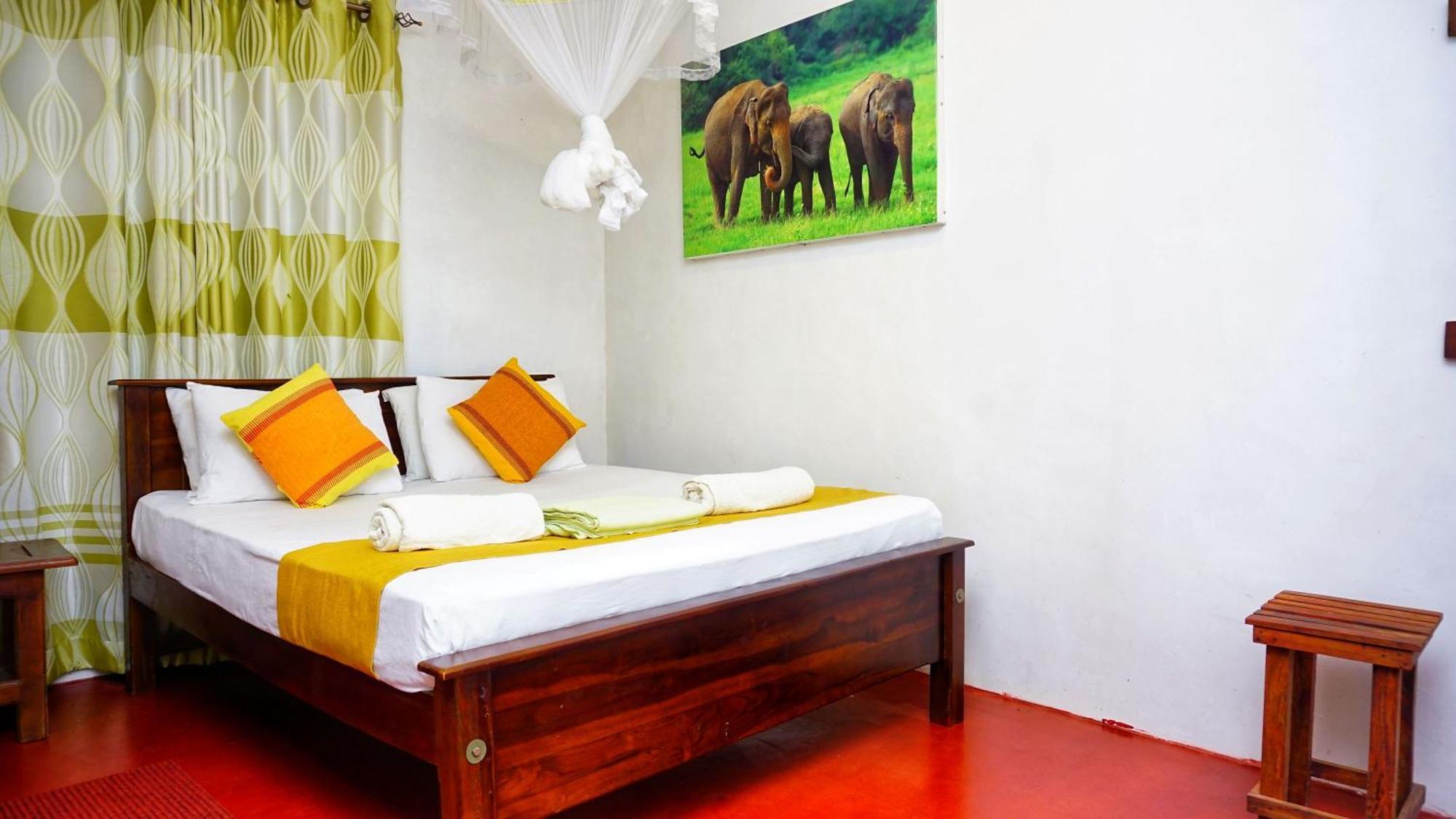 Lake Island Home Stay Dambulla Bagian luar foto