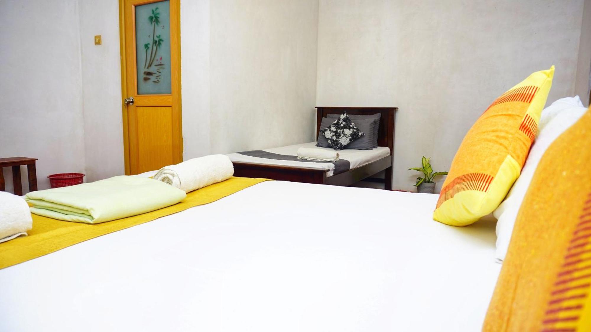 Lake Island Home Stay Dambulla Bagian luar foto